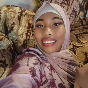 Meet your Posher, Hamda